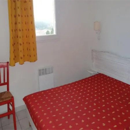 House - 8 Pers, 45 M2, 4/2 * Salavas